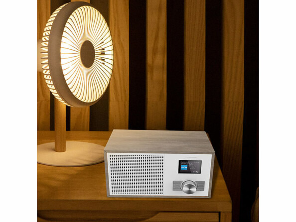 Radio FM/DAB+ avec boîtier bois