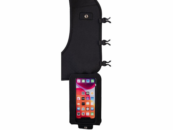 vu détail sur poche smartphone étanche du Gilet de course