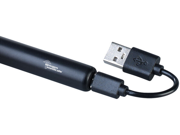 Nettoyeur d'oreille WOR-250. Chargement par USB.