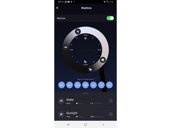 Plafonnier "ciel étoilé" connecté et intelligent à commandes vocales vue de l'application avec programmateur
