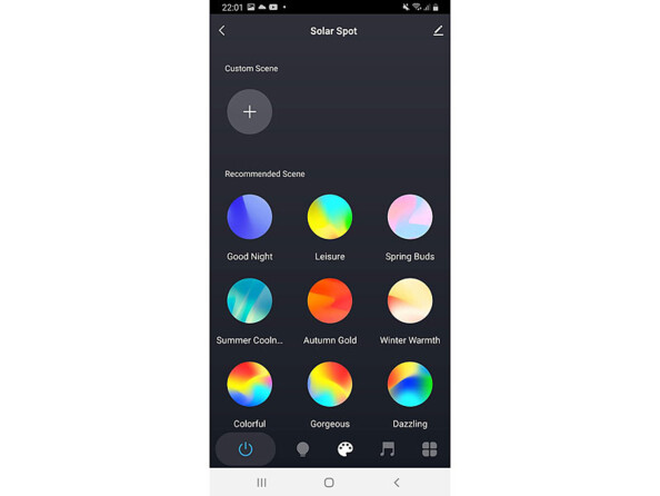 Spot LED connecté propose le système Tuya : applications gratuites "Elesion" ou "Smart Life" disponibles sur iOS et Android