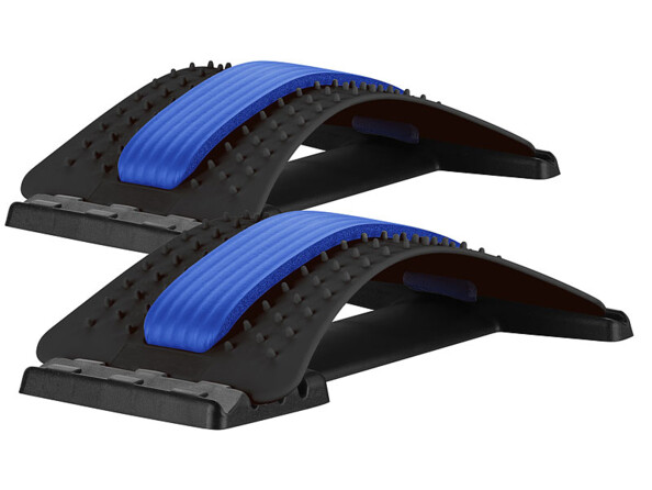 Deux supports d'étirement dorsal conçus par Pearl Sports.