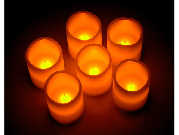 12 bougies LED en cire véritable de la même taille avec télécommande