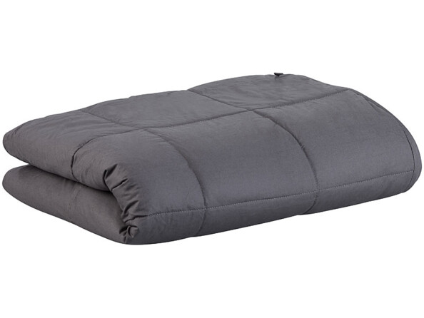 Couverture lestée de 7 kilogrammes remplie de microbilles en verre.