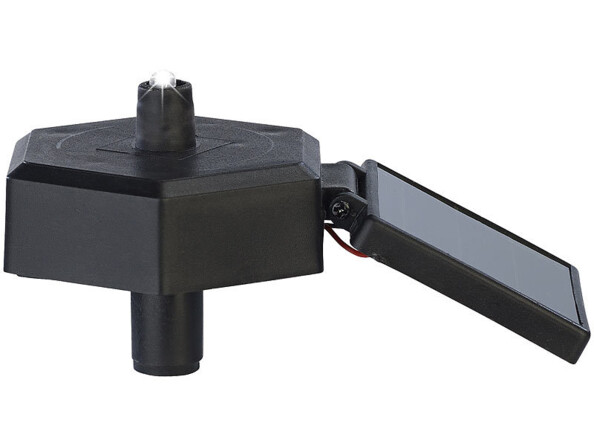 Vue de coté avec le panneau solaire sur la gauche