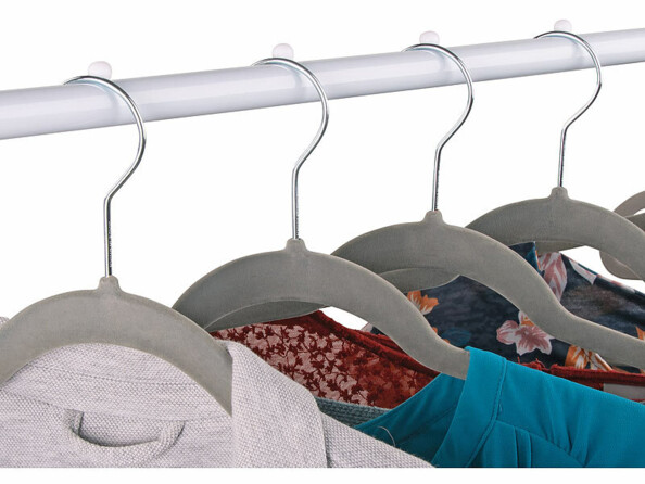 Portant à vêtements simple avec 8 crochets coloris blanc