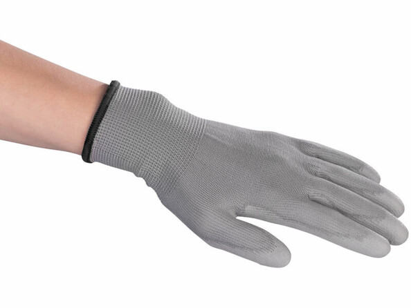 gant de travail taille XL mis en situation sur une main