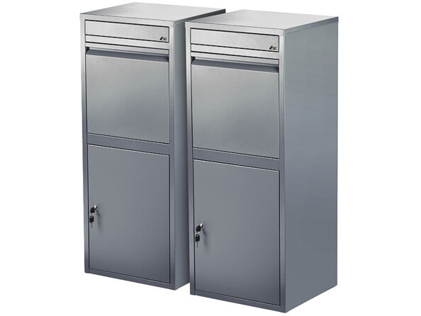 2 boîtes aux lettres sur pied pour colis avec système anti-retour sécurisé de la marque AGT