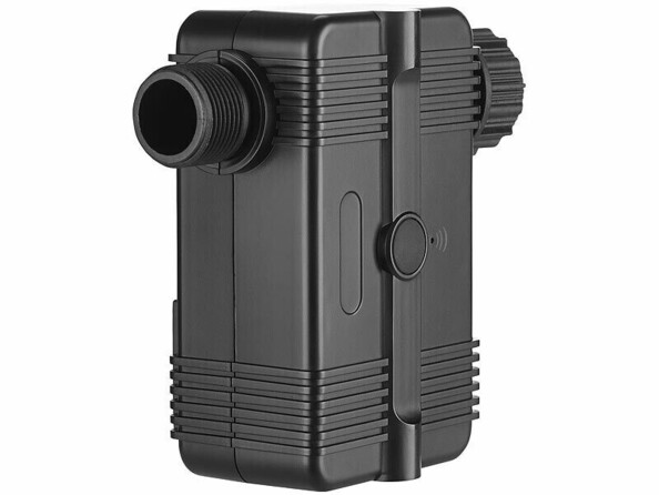 Vue du dessous du répartiteur d'arrosage à 2 voies avec deux raccords pour 2 tuyaux d'arrosage et sélecteurs à languette pour sélection du flux d'eau