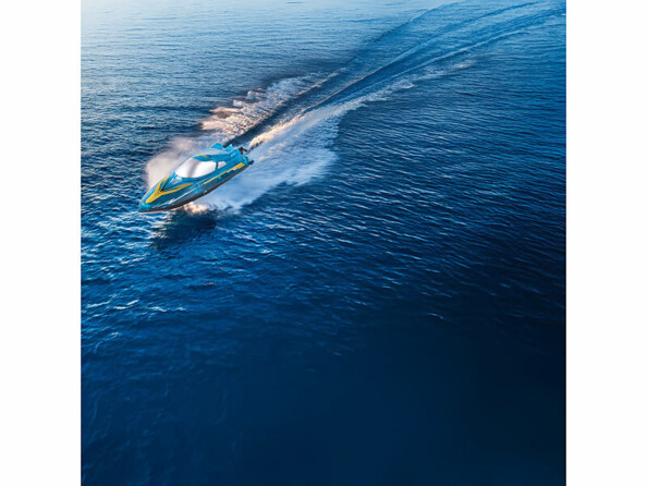 hors-bord télécommandé