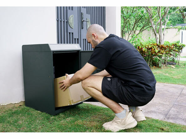 Boîte à colis connectée 46 x 72 x 50 cm