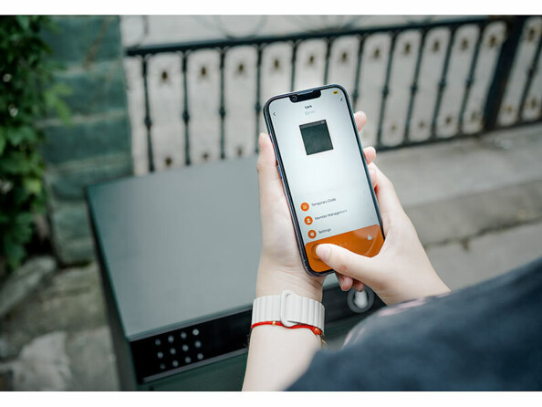 Boîte à colis connectée 46 x 72 x 50 cm