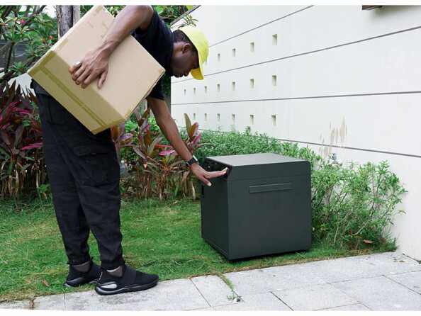 Boîte aux lettres et colis connectée 46 x 50 x 50 cm
