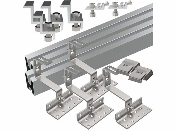 Kit avec 2 profilés en aluminium (1200 mm), 4 crochets de toit avec 3 vis (6,3 x 80 mm), 2 supports de mise à la terre, 4 supports d'extrémité, 2 clips pour câble et mode d'emploi en français
