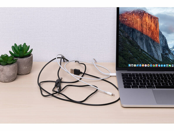 Support magnétique pour câbles