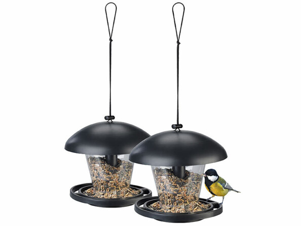 Mise en situation des 2 mangeoires à oiseaux