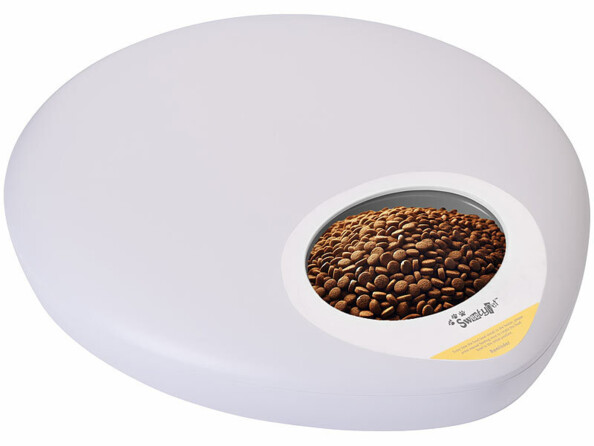 Distributeur de nourriture connecté pour chats