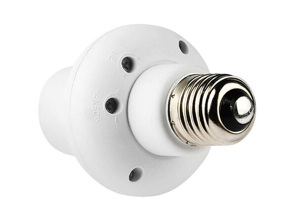 Détecteur de mouvement radar 360 pour ampoule E27 avec détecteur d'obsurité et durée d'éclairage géglable par Lunartec