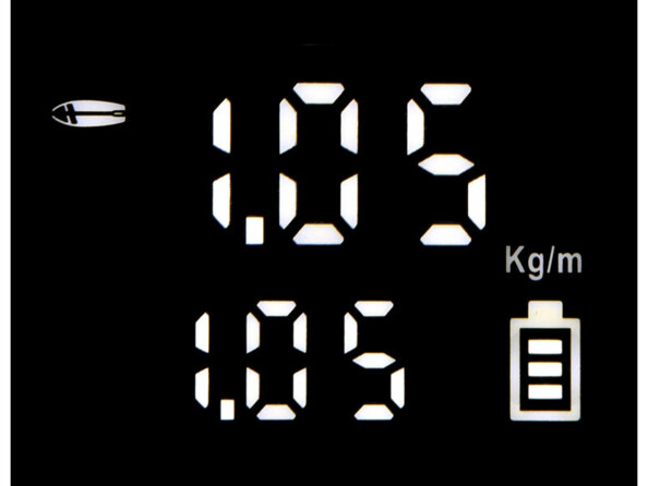 Gonfleur sur batterie et allume-cigare écran