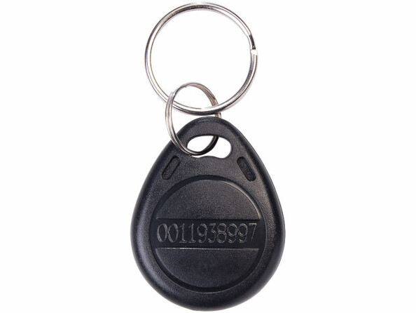 Visiophone connecté avec transpondeur pour ouvrir la porte directement