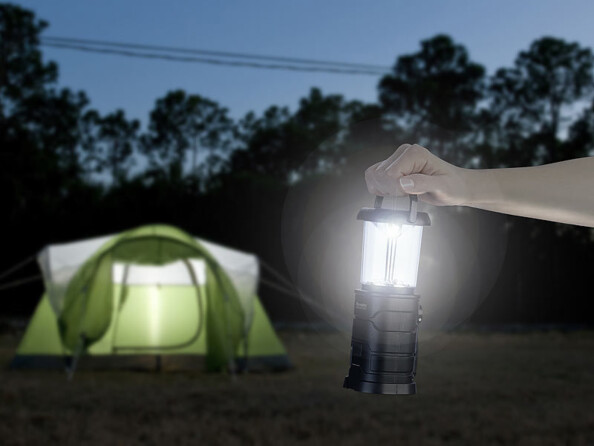 Lanterne de camping solaire à LED avec dynamo