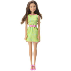 barbie friends collection teresa jupe verte avec bague coeur bleu
