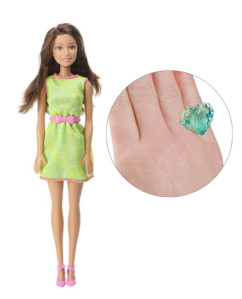 Barbie collection Friends : Teresa avec jupe verte