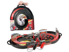 Valise avec circuit de course intégré, alimentation secteur.