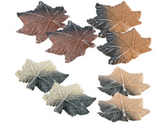 Lot de 8 feuilles d'érable décoratives en céramique par Carlo Milano.