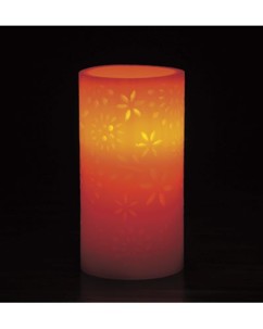 Bougie à LED en cire véritable avec motifs floraux