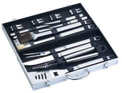 Couverts à barbecue en acier inoxydable avec coffret en aluminium, 18 pièces