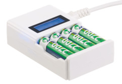 Chargeur rapide pour 4 accumulateurs NiMH/NiCd avec écran LCD