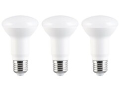 Trois ampoules LED E27 à réflecteur avec une puissance de 7 W et une luminosité de 630 lm. 