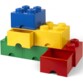 Ensemble de brique de rangement LEGO empilées.