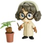Figurine Funko Pop Harry Potter en cours de botanique.