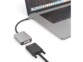 Connecteur DVI-I d'un câble noir en cours de branchement au port DVI du câble adaptateur EZQuest branché au port USB-C d'un MacBook