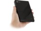 Main tendue tenant dans sa paume le boîtier et dock USB dock'n go storeva