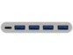 Vue de face des 5 ports USB de l'adaptateur avec 4 ports USB-A et 1 port USB-C