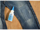 Blue jeans rafistoler avec de la colle textile AGT.