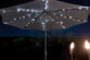 Guirlande solaire à LED pour parasol à 8 brins / 72 LED