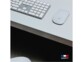Clavier KMP2000W en situation sur un bureau