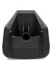 Vue du dessous de l'enceinte sono avec orifice de fixation pour barre de support et pieds de support