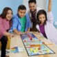 Partie rapide en famille sur le plateau XXL de Monopoly Gliss