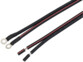 Zoom sur les cosses M6 du câble de raccordement noir et rouge 150 cm pour branchement à une batterie ou au régulateur de charge