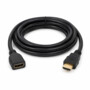 Rallonge HDMI mâle femelle 3 m noire enroulée avec connecteurs dorés sur fond blanc
