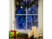 Décoration de Noël d'une fenêtre de salon avec une bande LED 