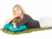 femme couché avec coussin ergonomique doux gonflable
