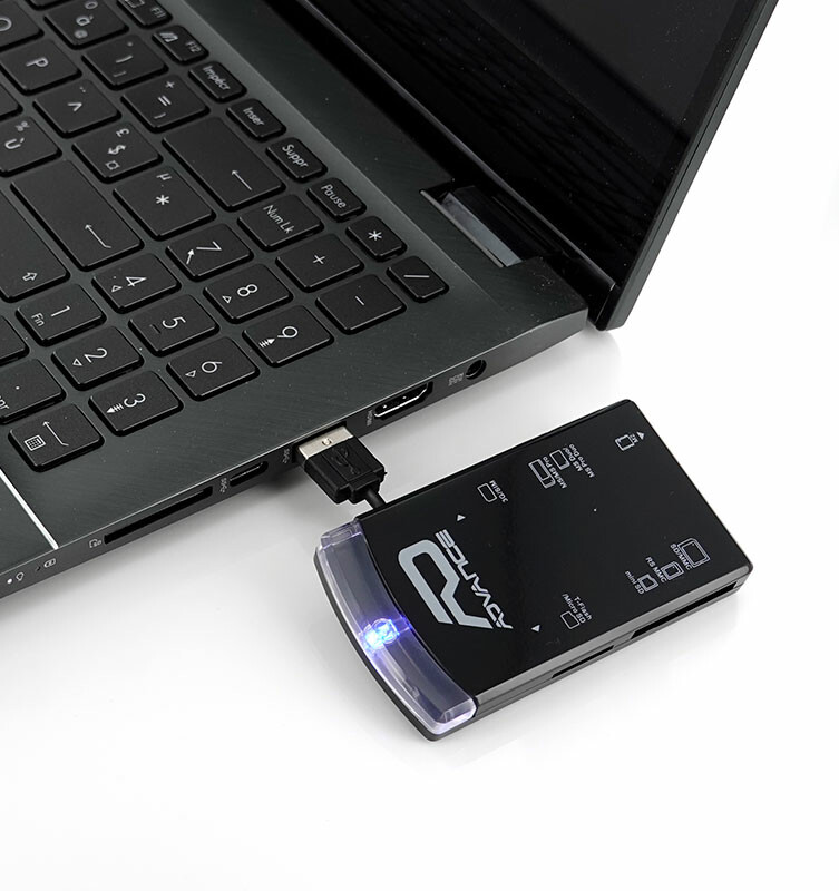 Lecteur externe de cartes mémoires multimédia USB 3.0 - Clé USB lecteur de  cartes SD / Micro SD / MMC / Memory Stick - Lecteur de carte