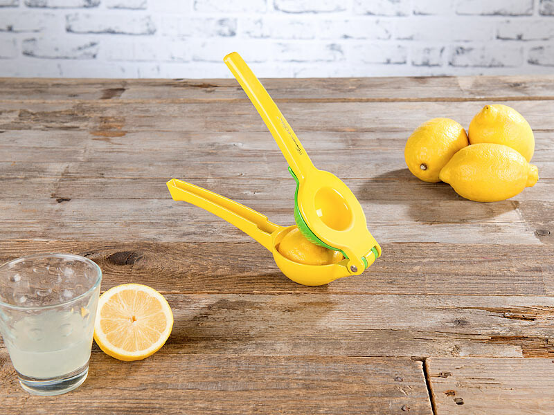 Presse-citron manuel pour Citrons jaune : Préparation Boisson d