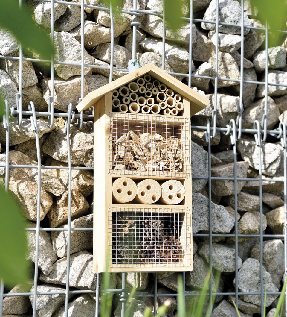 Hôtels à insectes – pour un jardin où les insectes se sentent bien